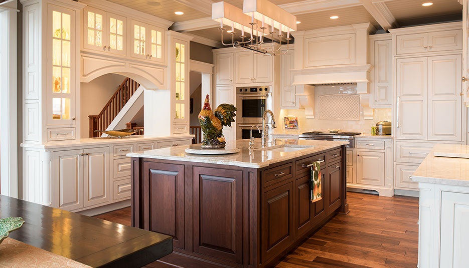 The Benefits of Staggered Height Wall Cabinets in Kitchen Design