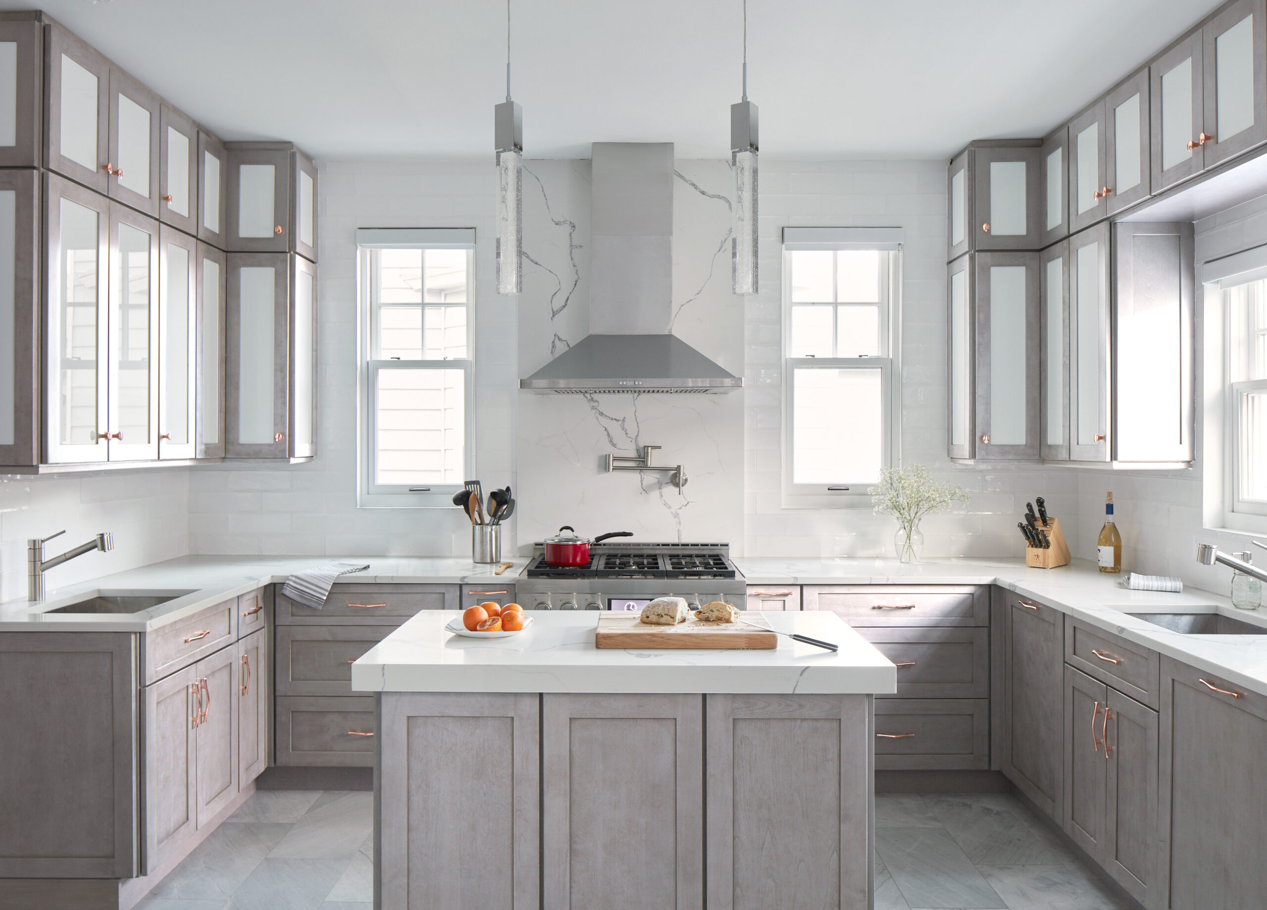 Fabuwood Cabinetry Allure Galaxy Horizon Stained Shaker Cabinet